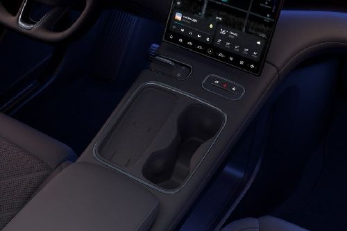 Center Controls of NIO EC6