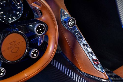 Center Controls of ZENVO Aurora