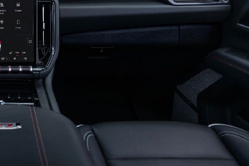 GMC Yukon XL Glove Box