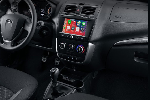 Granta Liftback Center Console