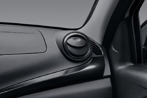 Granta Liftback Front Side Ac Vents