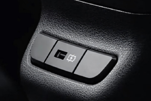 Power Accessories Outlet View of Lada Vesta SW Cross