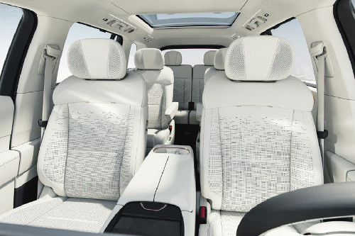 900 Front Seats