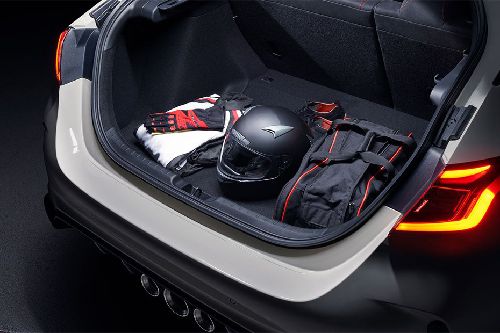 CIVIC TYPE R Storage Area