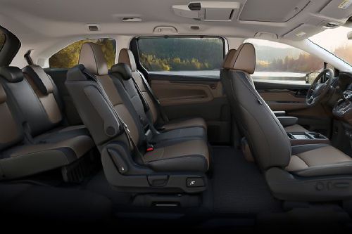Honda Odyssey Front And Rear Seats Together
