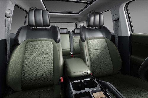 03 Front Seats