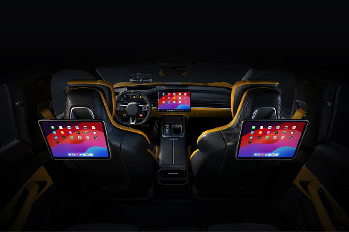 Rear Seat Entertainment of Xiaomi SU7