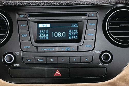Stereo View of Grand i10 5DR