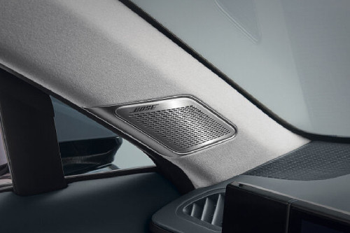 Speakers View of Hyundai Azera