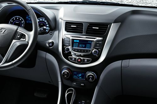 Accent (2012-2021) Center Console