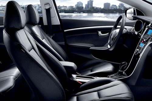 i30 Front Seats