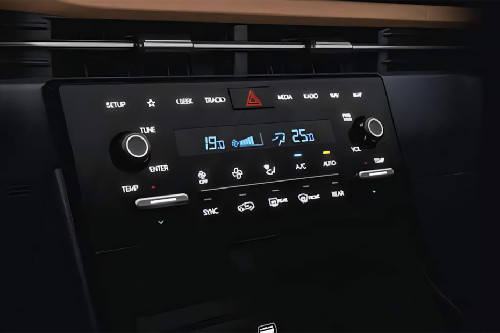 Front AC Controls of Hyundai Creta Grand