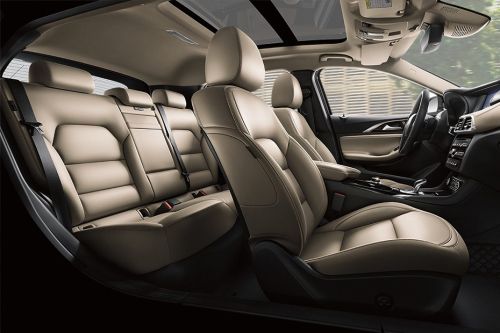 Infiniti Q30 Rd Row Seat