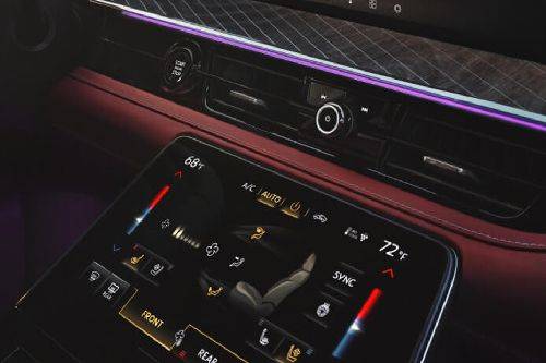 Front AC Controls of Infiniti QX80