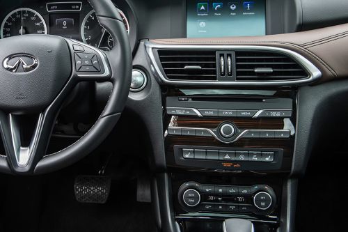 QX30 Center Console