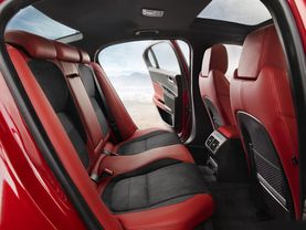 Jaguar XE Pure Rear Seats