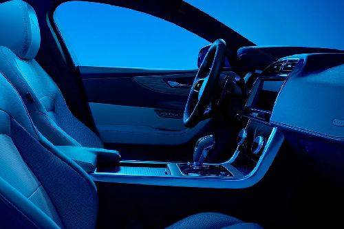 XE Passenger Seat