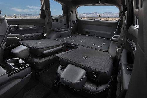 Folding Seats of KIA Telluride