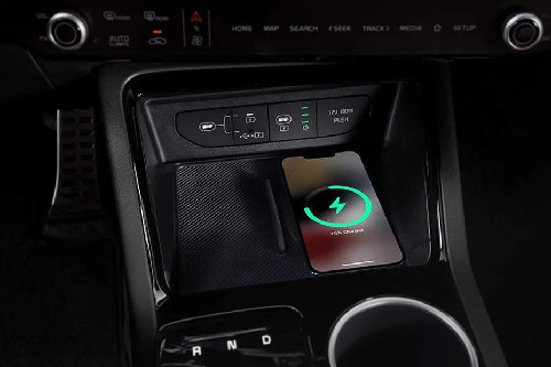 Power Accessories Outlet View of KIA K5
