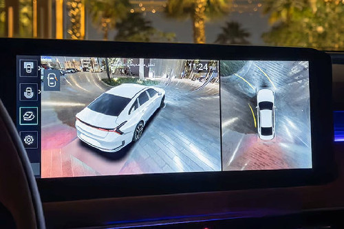 K8 Parking Assist
