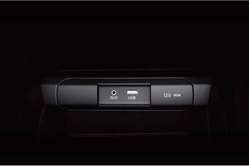 Power Accessories Outlet View of KIA Rio 5-Door
