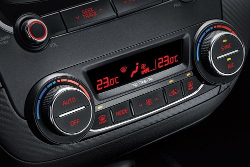Front AC Controls of KIA Cerato (2012-2021)