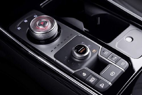 Center Controls of KIA Sorento