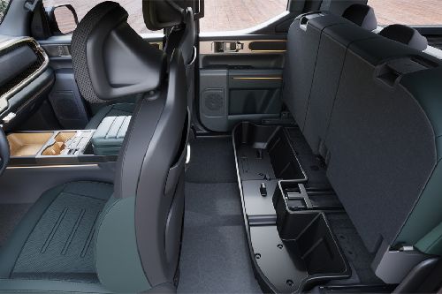 Folding Seats of KIA Tasman