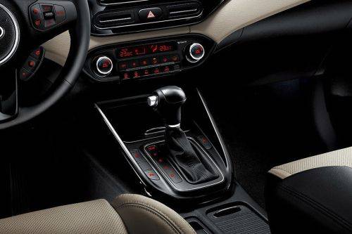 KIA Carens Gear Shifter