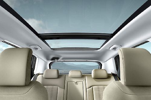 KIA Sportage Front And Rear Seats Together