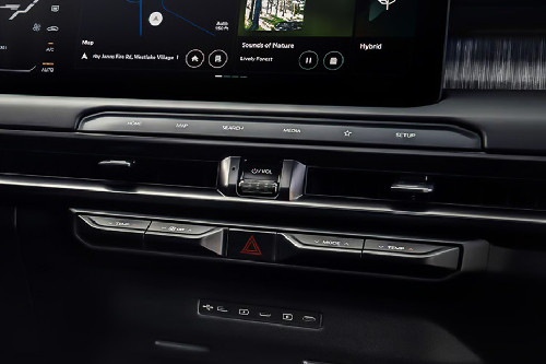 Front AC Controls of KIA Telluride Hybrid