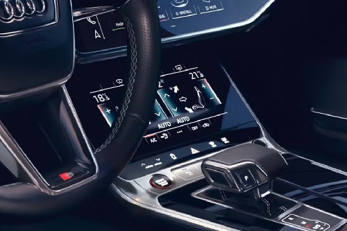 Front AC Controls of Audi S6