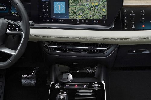 SQ6 E-Tron Front Ac Vents