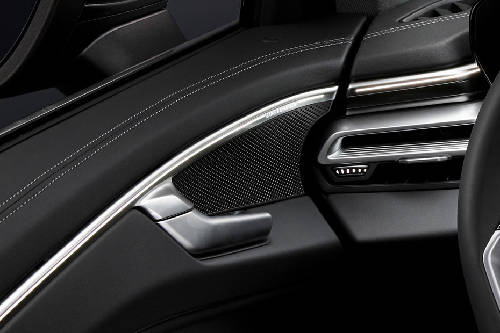 Speakers View of Audi A6 2025