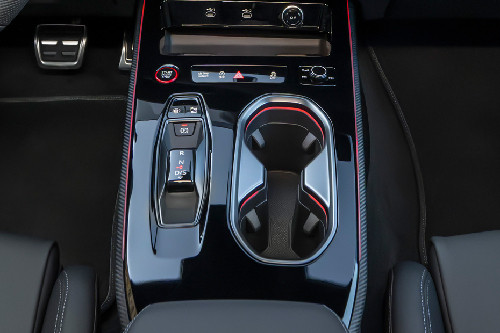 Center Controls of Audi A6 Avant