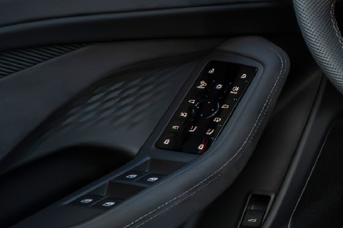 Audi A6 Avant Drivers Side In Side Door Controls
