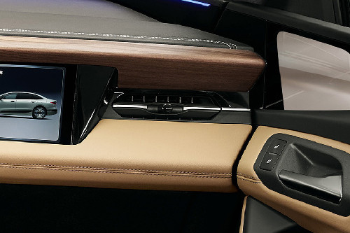 A6L e-tron Front Side Ac Vents