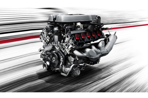 R8 Coupe Engine