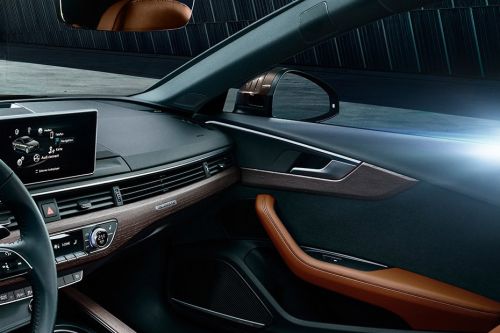 Audi A4 Passengers View