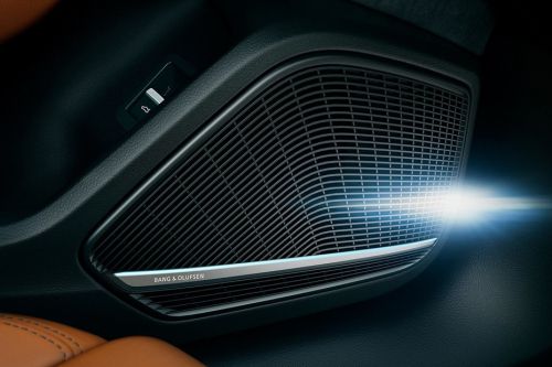 Speakers View of Audi A4