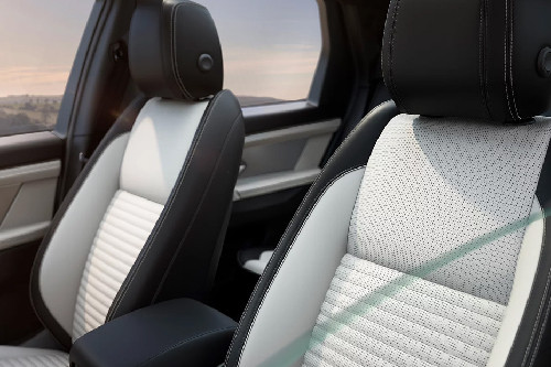 Discovery Sport Front Seats