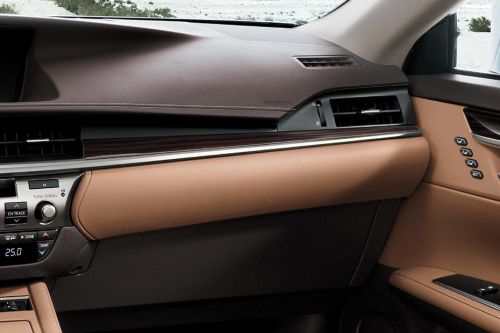 ES Front Side Ac Vents