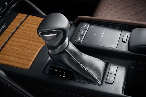 Lexus ES Hybrid Gear Shifter