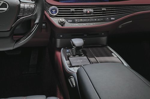 Lexus LS Hybrid Gear Shifter