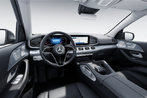 Dashboard View of GLE-Class