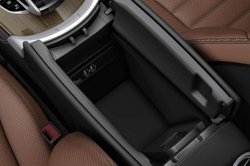 Center Controls of Mercedes-Benz GLC-Class