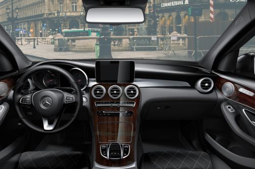 Dashboard View of GLC-Class