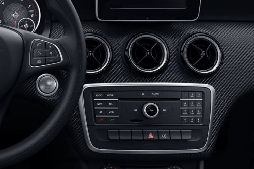 Stereo View of GLA-Class