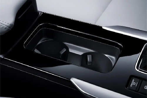 Eclipse Cross Cup Holders