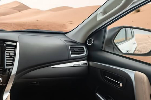 Montero Sport Front Side Ac Vents